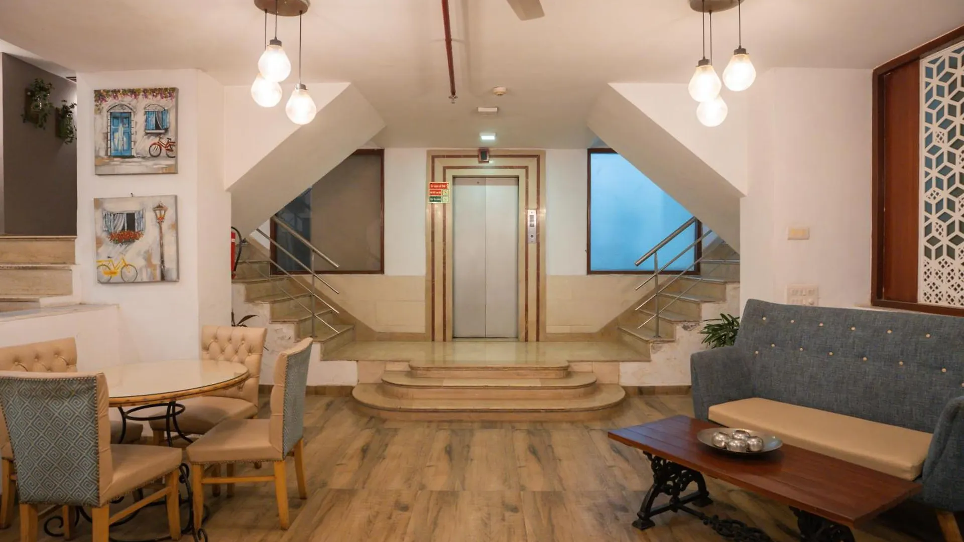 Ahuja Residency Dlf Phase 2 Hotel Gurgaon India