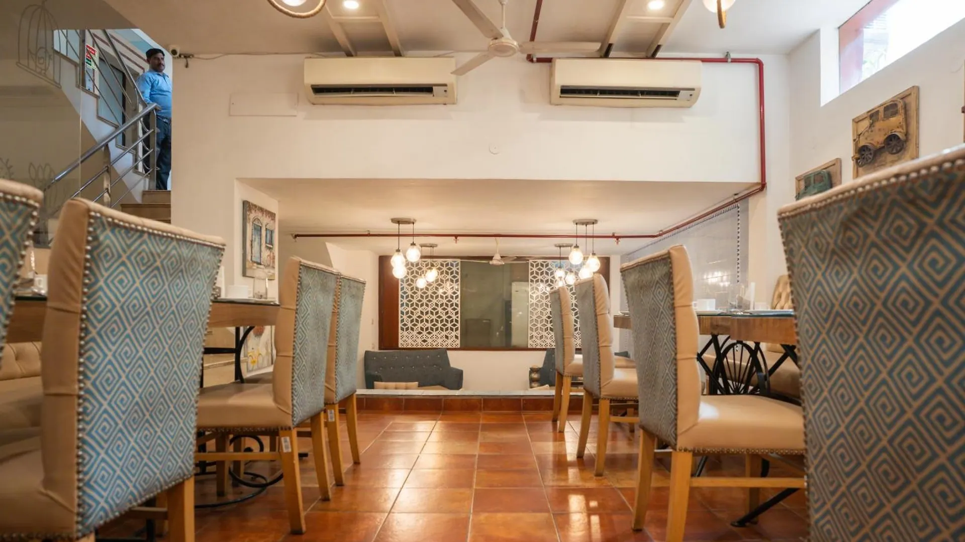 Ahuja Residency Dlf Phase 2 Hotel Gurgaon